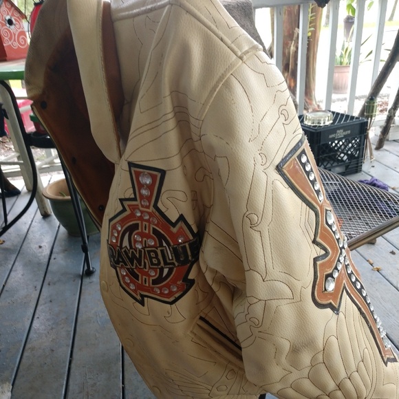 Man's leather jacket - Picture 2 of 5